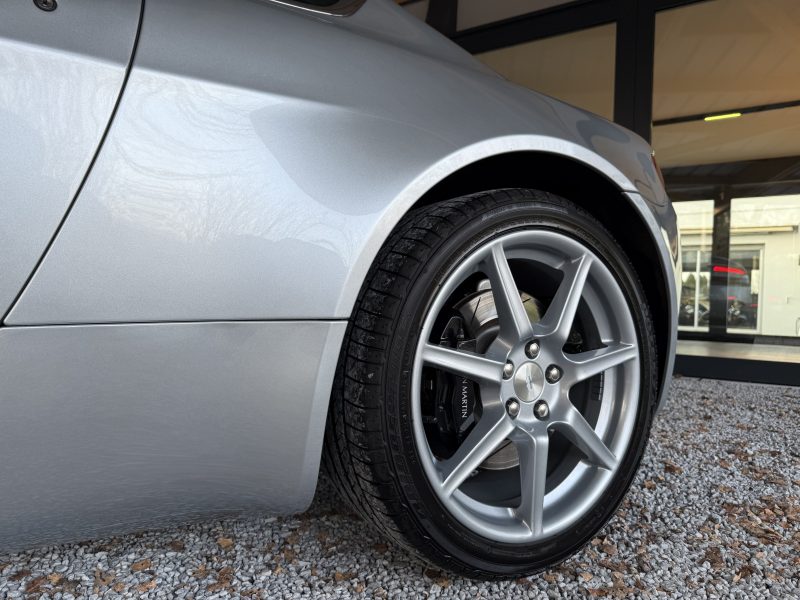ASTON MARTIN V8 VANTAGE 4,3 385 CV BVM6 