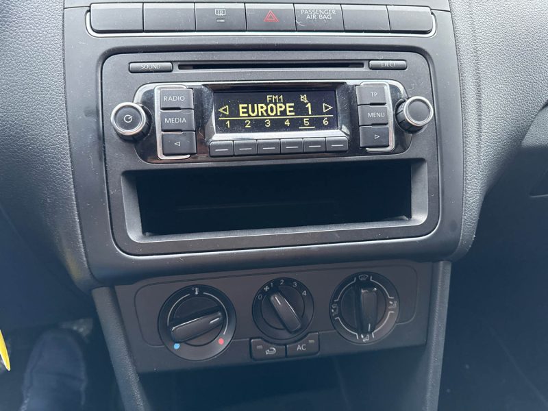 VOLKSWAGEN POLO V 2011