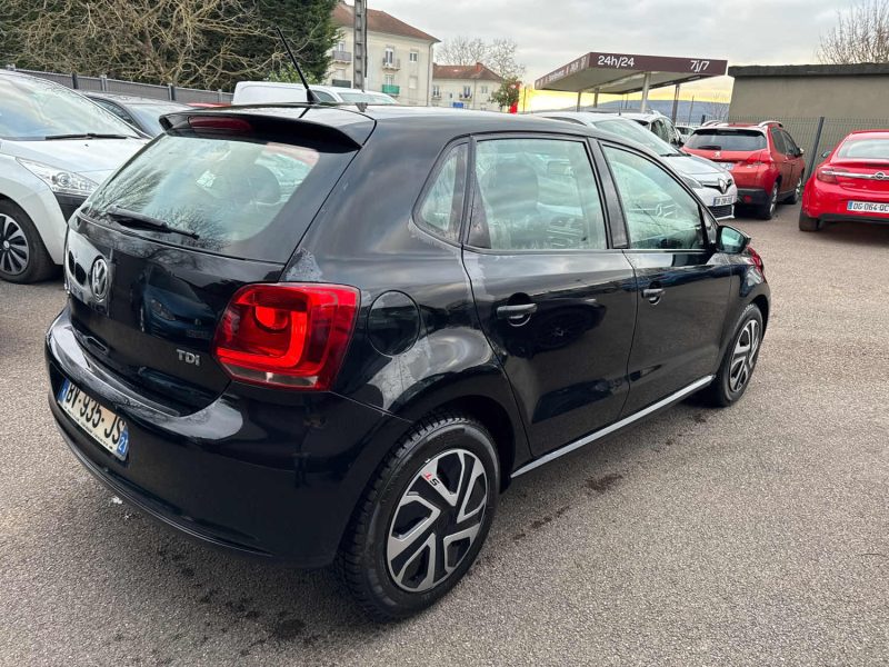 VOLKSWAGEN POLO V 2011