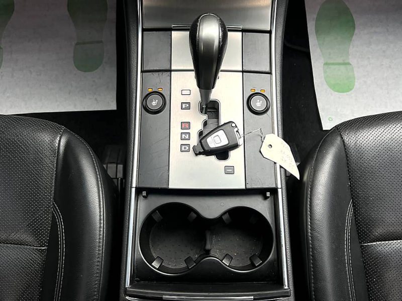 HYUNDAI ix55 PREMIUM 3.0 V6 240 Cv 4WD 7 PLACES / 94 200 Kms CUIR TOIT OUVRANT - GARANTIE 1 AN