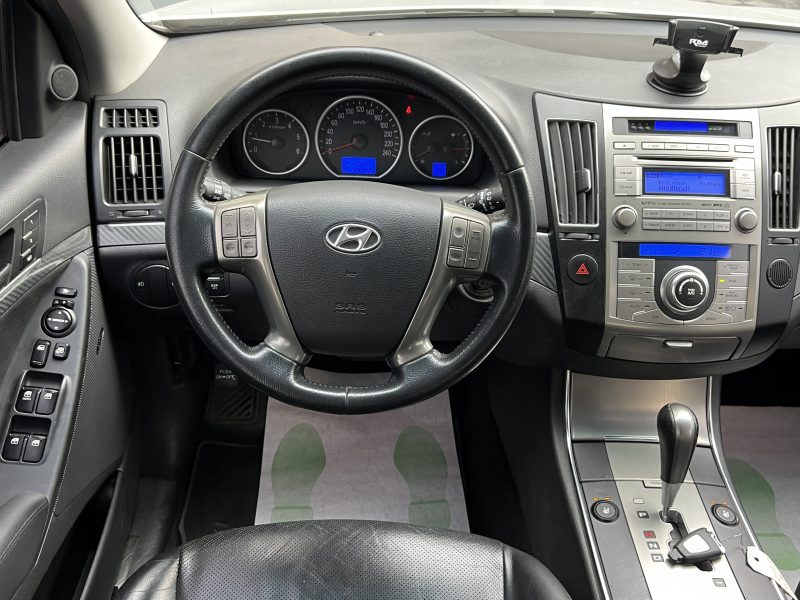 HYUNDAI ix55 PREMIUM 3.0 V6 240 Cv 4WD 7 PLACES / 94 200 Kms CUIR TOIT OUVRANT - GARANTIE 1 AN