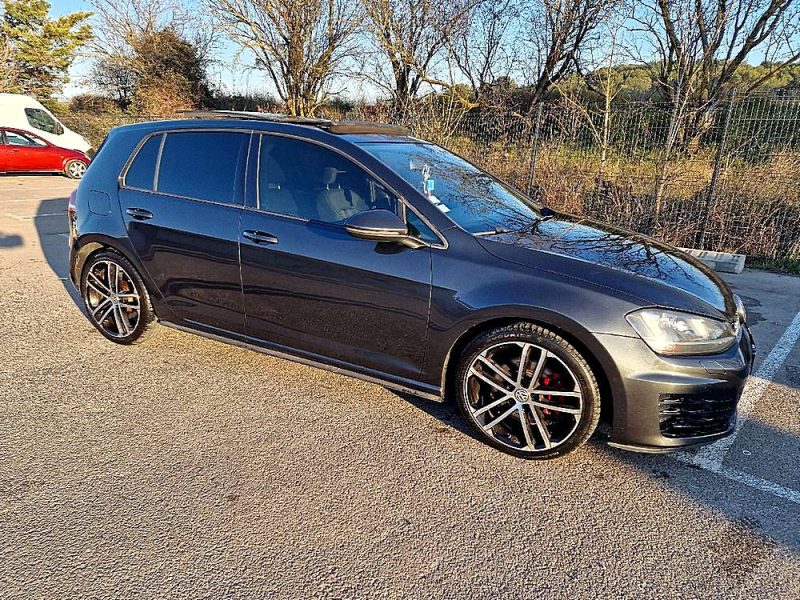 VOLKSWAGEN GOLF 2014 stage 2