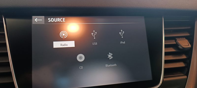 OPEL GRANDLAND X 1.5 Turbo Diesel 130Ch Ultimate BVA8 Cuir, sièges et banquette chauffants, Carplay/