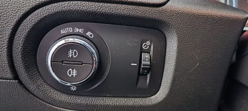 OPEL GRANDLAND X 1.5 Turbo Diesel 130Ch Ultimate BVA8 Cuir, sièges et banquette chauffants, Carplay/