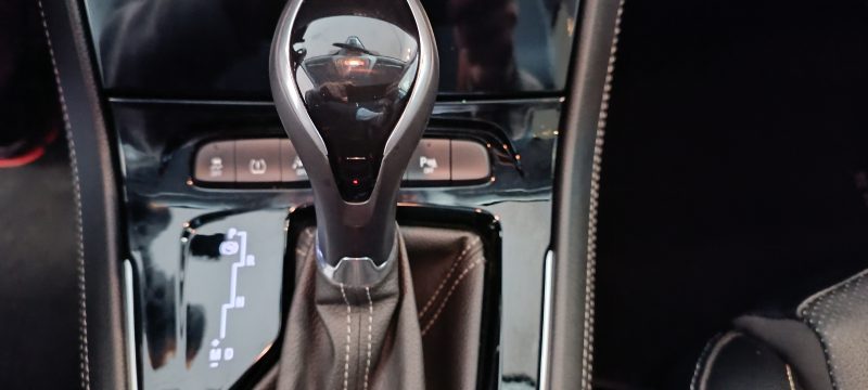 OPEL GRANDLAND X 1.5 Turbo Diesel 130Ch Ultimate BVA8 Cuir, sièges et banquette chauffants, Carplay/