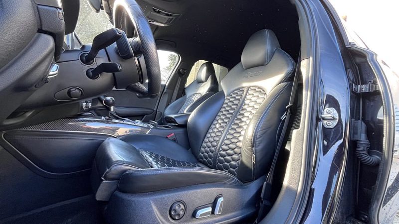 AUDI RS 6 AVANT PERFORMANCE 2017