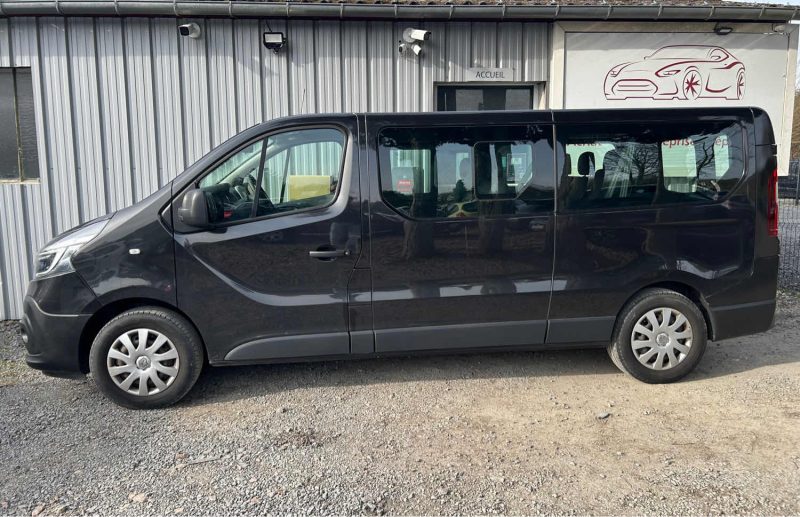 RENAULT TRAFIC 2020