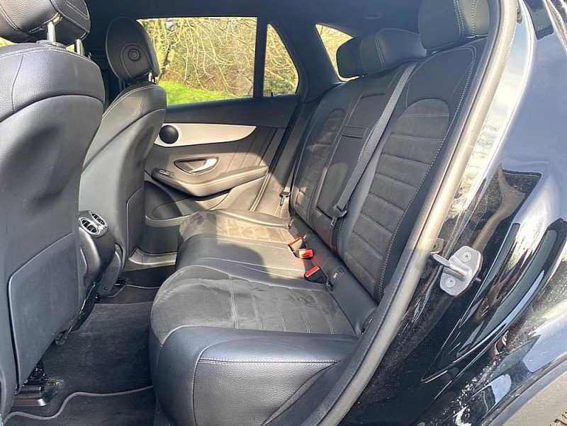 MERCEDES CLASSE GLC 300 DE 4MATIC AMG LINE 194 + 122 ch, Crit\'air 1 Hybrid Diesel