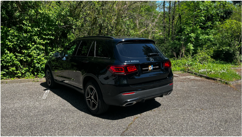 MERCEDES CLASSE GLC 300 DE 4MATIC AMG LINE 194 + 122 ch, Crit\'air 1 Hybrid Diesel