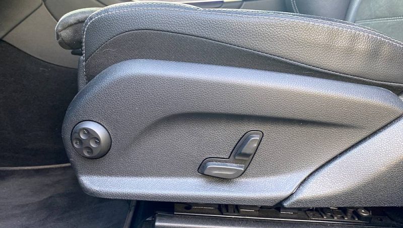 MERCEDES CLASSE GLC 300 DE 4MATIC AMG LINE 194 + 122 ch Hybrid/Diesel RECHARGEABLE