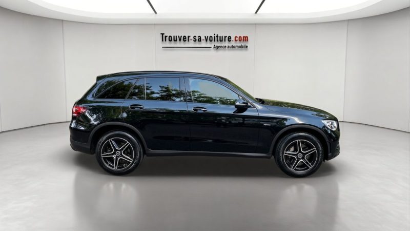 MERCEDES CLASSE GLC 300 DE 4MATIC AMG LINE 194 + 122 ch Hybrid/Diesel RECHARGEABLE
