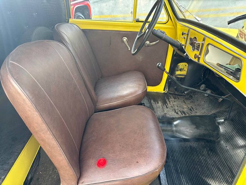 RENAULT JUVAQUATRE MICHELIN REPRISE POSSIBLE