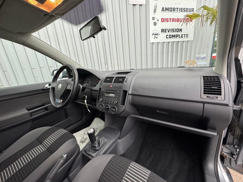 VOLKSWAGEN POLO 2008