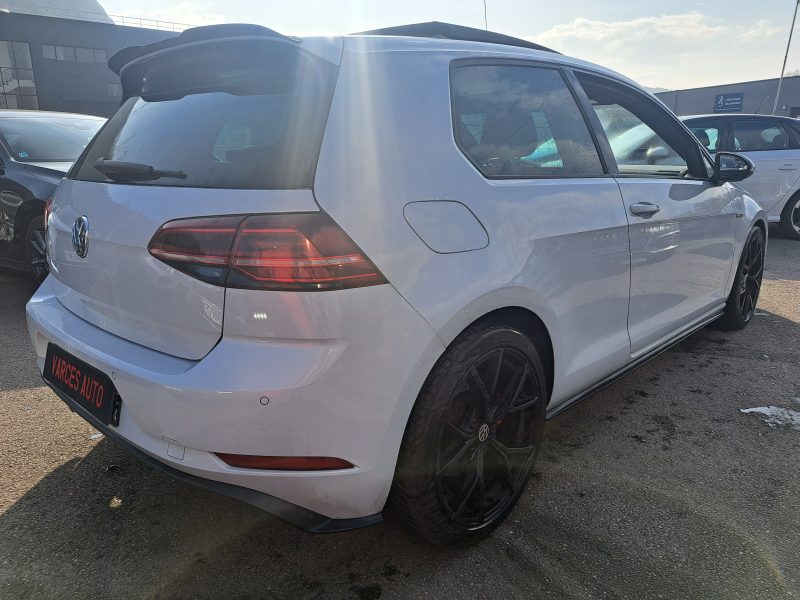 VOLKSWAGEN GOLF 2017