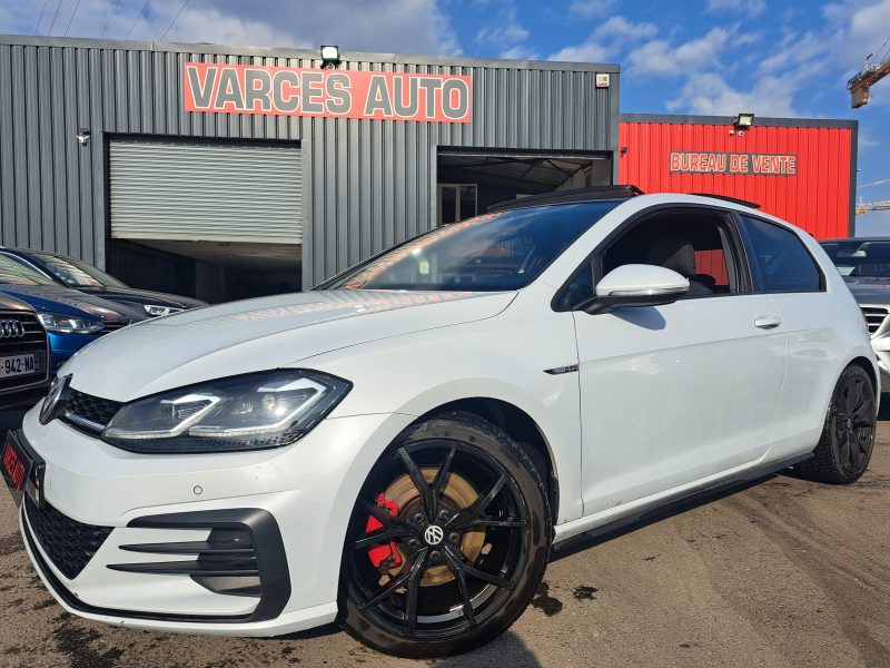 VOLKSWAGEN GOLF 2017