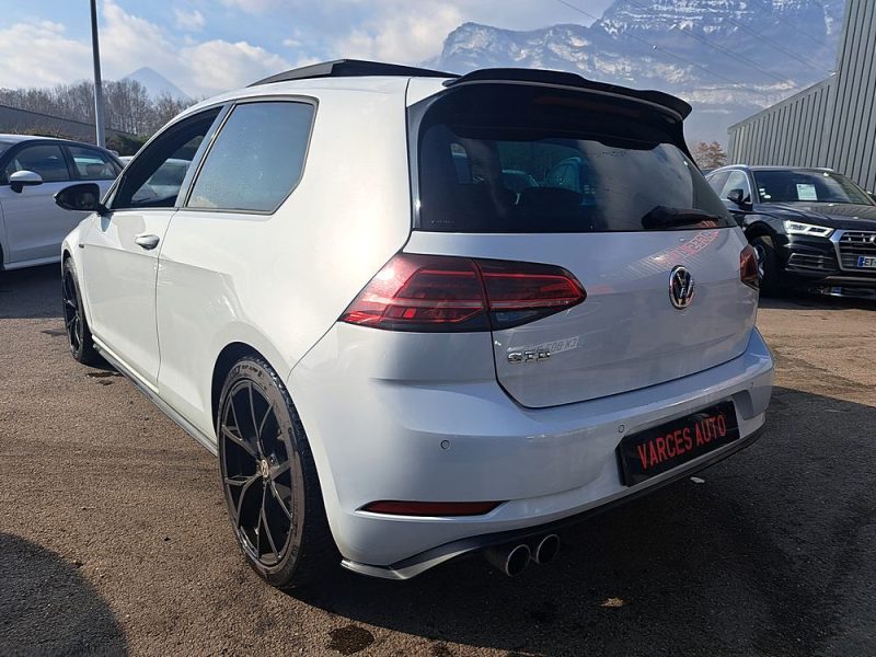 VOLKSWAGEN GOLF 2017