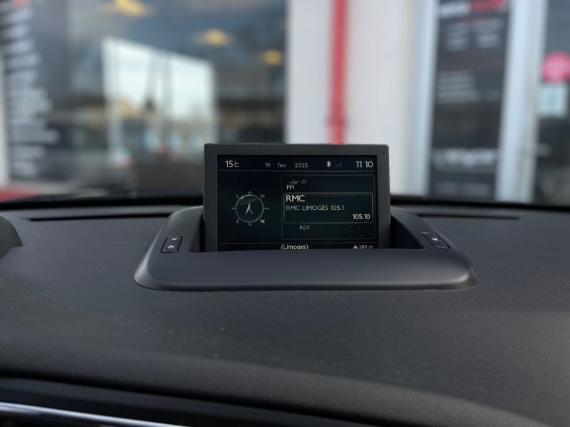 PEUGEOT 5008 1.6L BLUEHDI 120CH S&S ALLURE EAT6 7P GARANTIE 6 MOIS