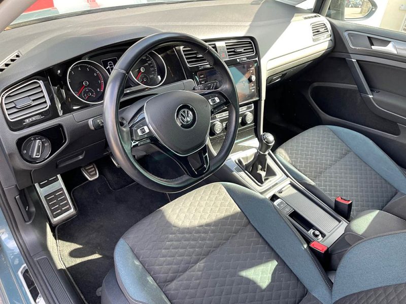 VOLKSWAGEN GOLF 1.0L TSI 115CH IQ DRIVE GARANTIE 6 MOIS