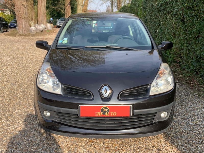 RENAULT CLIO 3  2009 1.2i - 16V