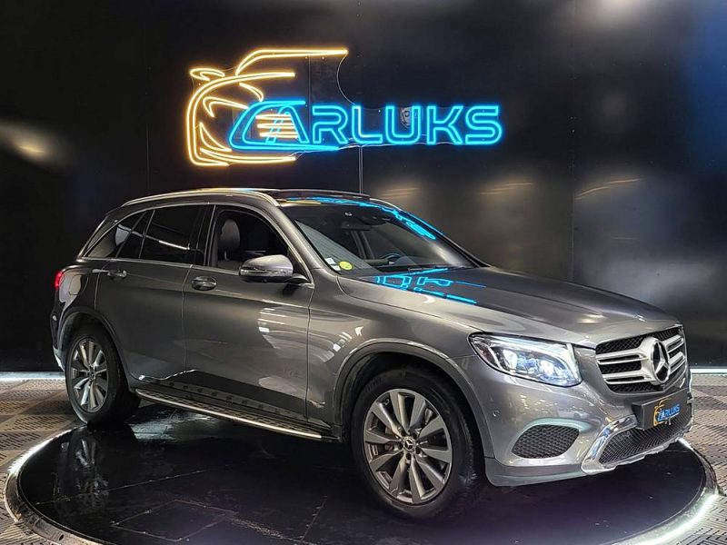 MERCEDES GLC 220 D FASCINATION 4 Matic / TOIT OUVRANT + CAMERA 360° + SUIVIE COMPLET /
