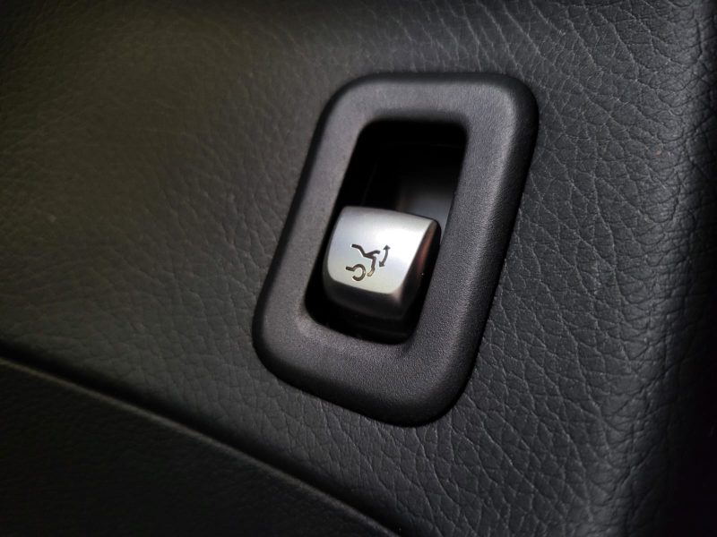 MERCEDES GLC 220 D FASCINATION 4 Matic / TOIT OUVRANT + CAMERA 360° + SUIVIE COMPLET /