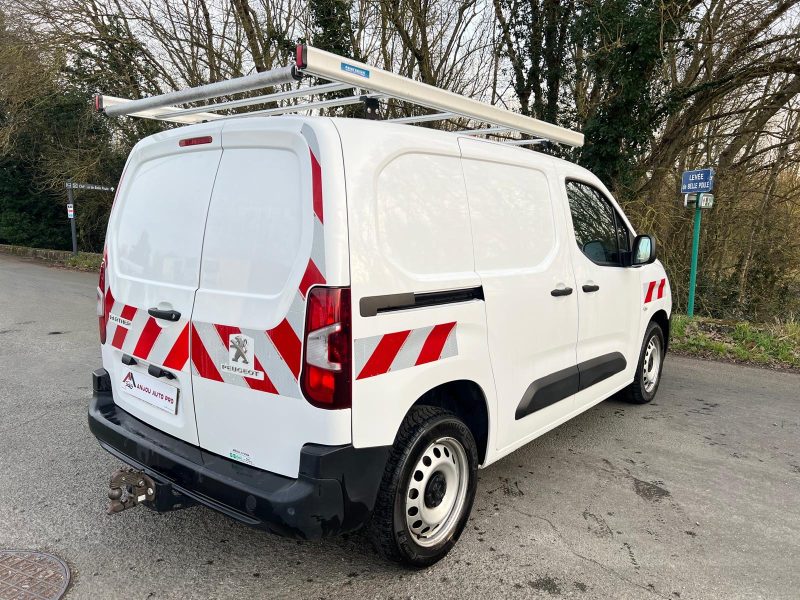 PEUGEOT PARTNER 2021