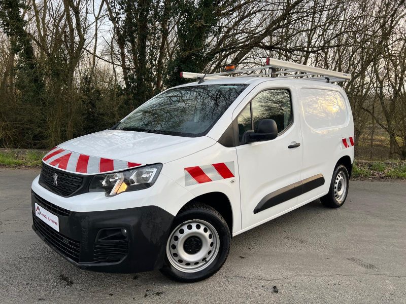 PEUGEOT PARTNER 2021