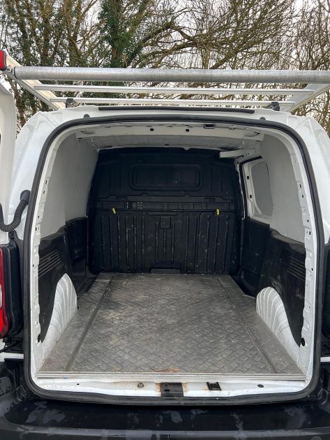 PEUGEOT PARTNER 2021