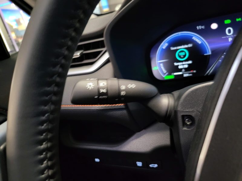 TOYOTA RAV4 2,5 HYBRIDE AWD 222cv TRAIL / 1ERE MAIN / SIEGES ELECTRIQUES / CARPLAY / CAMERA DE RECUL