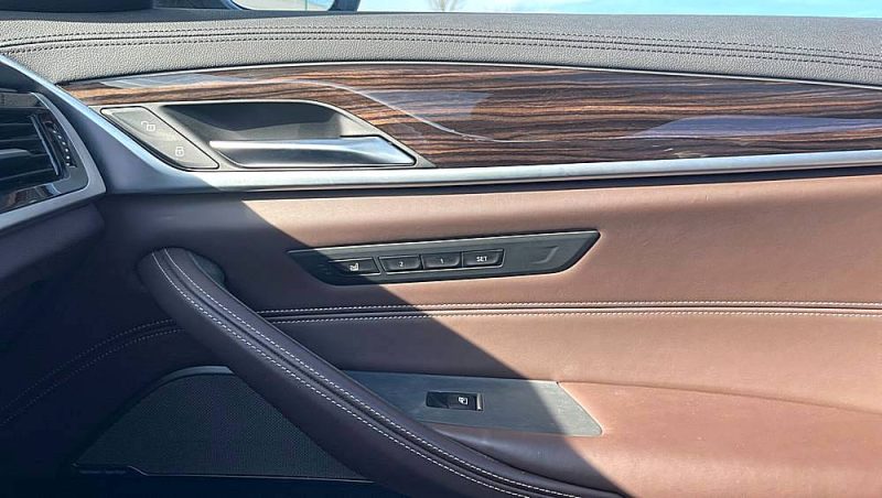 B.M.W. SERIE 5 530D XDrive 265 ch Pack M SPORT Full Options