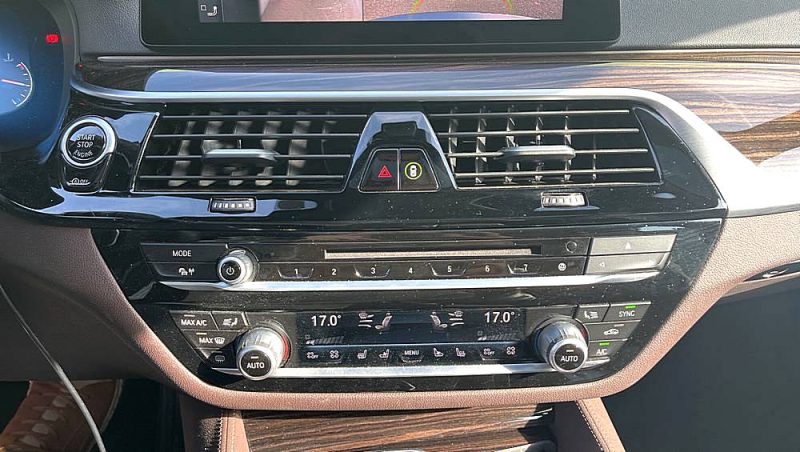 B.M.W. SERIE 5 530D XDrive 265 ch Pack M SPORT Full Options