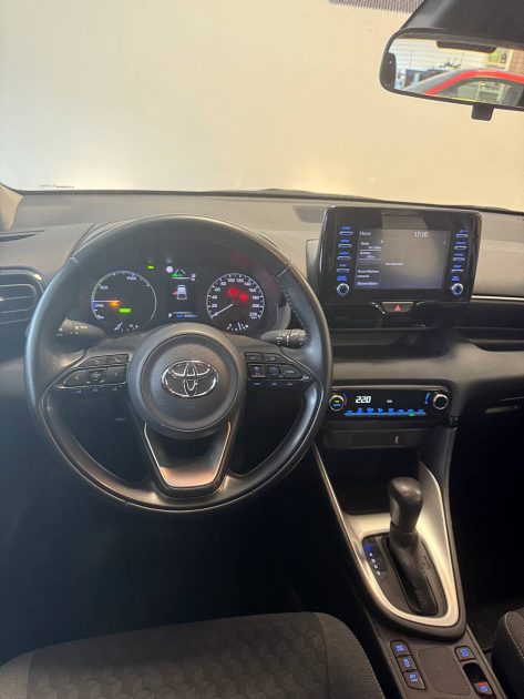 TOYOTA YARIS 2023