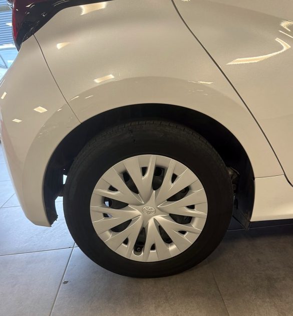 TOYOTA YARIS 2023
