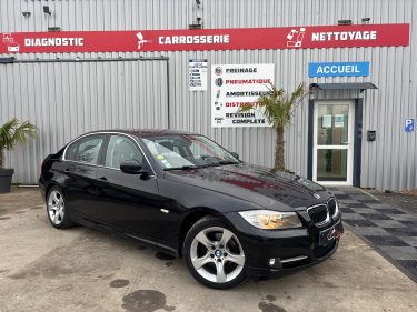 B.M.W. SERIE 3 2011