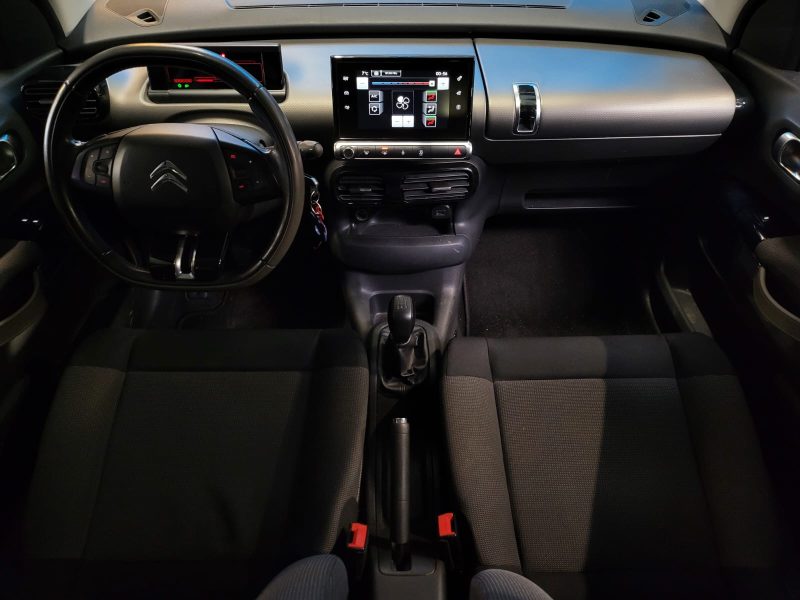 CITROEN C4 CACTUS 1.2 PURETECH 82CV SHINE / SUIVI COMPLET / KIT DISTRIBUTION NEUF / APPLE CARPLAY