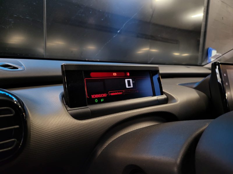 CITROEN C4 CACTUS 1.2 PURETECH 82CV SHINE / SUIVI COMPLET / KIT DISTRIBUTION NEUF / APPLE CARPLAY