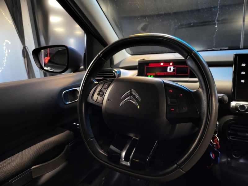 CITROEN C4 CACTUS 1.2 PURETECH 82CV SHINE / SUIVI COMPLET / KIT DISTRIBUTION NEUF / APPLE CARPLAY