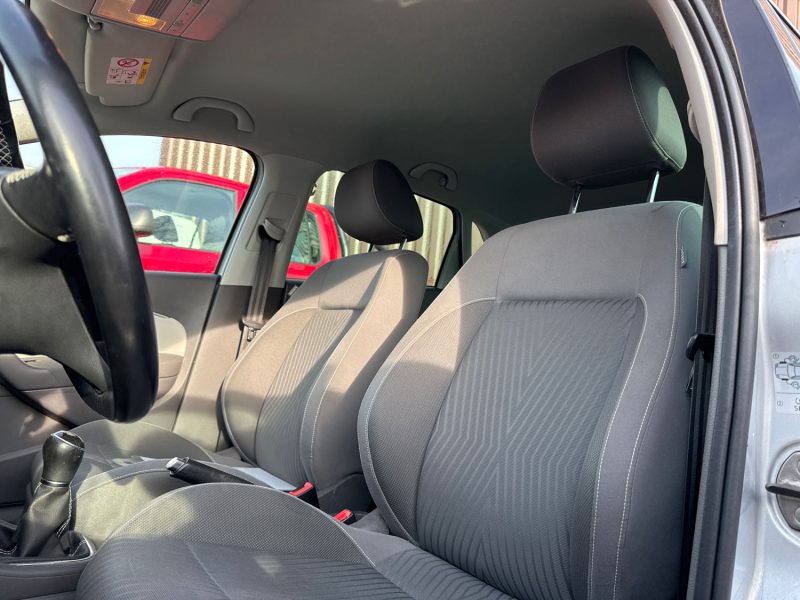 VOLKSWAGEN POLO 2014