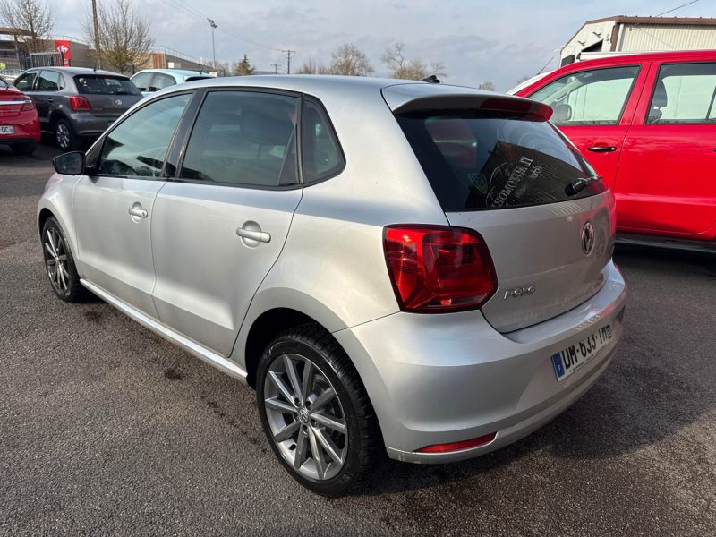 VOLKSWAGEN POLO 2014