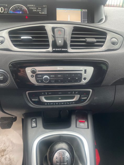 RENAULT MEGANE SCENIC 2013 BOSE 1.2TCE 116