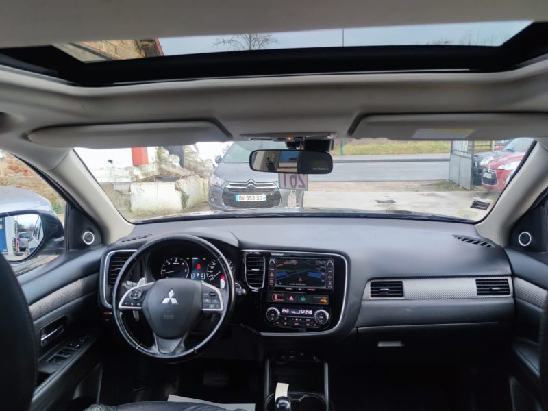 MITSUBISHI OUTLANDER Instyle A 2.2 DI-D 150 4WD