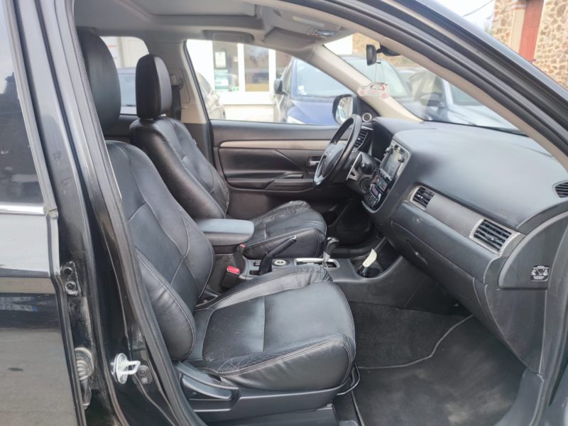 MITSUBISHI OUTLANDER Instyle A 2.2 DI-D 150 4WD