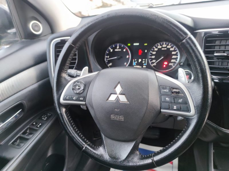 MITSUBISHI OUTLANDER Instyle A 2.2 DI-D 150 4WD