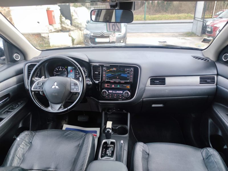 MITSUBISHI OUTLANDER Instyle A 2.2 DI-D 150 4WD