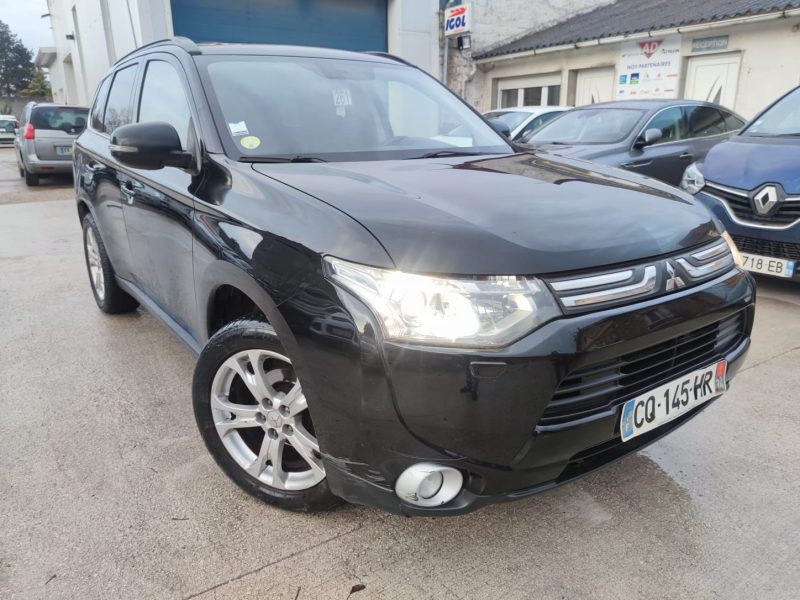 MITSUBISHI OUTLANDER Instyle A 2.2 DI-D 150 4WD