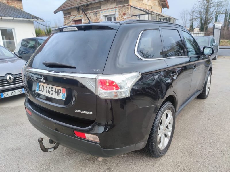 MITSUBISHI OUTLANDER Instyle A 2.2 DI-D 150 4WD