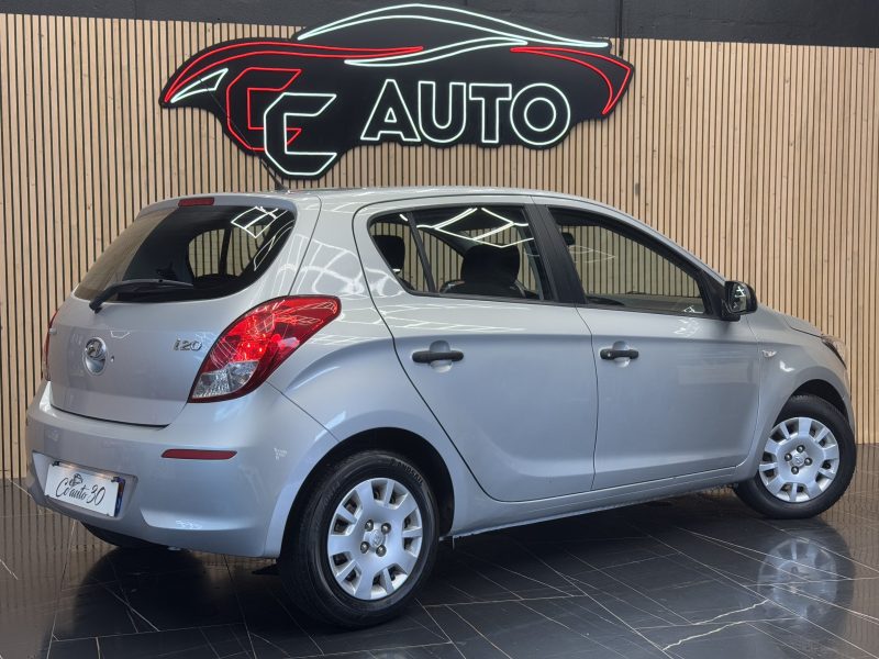 HYUNDAI I 20 2013