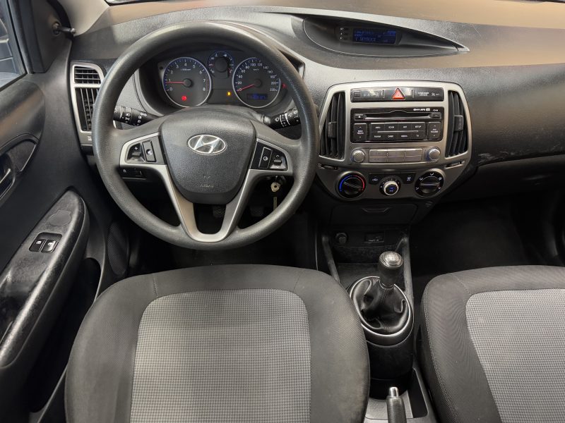HYUNDAI I 20 2013