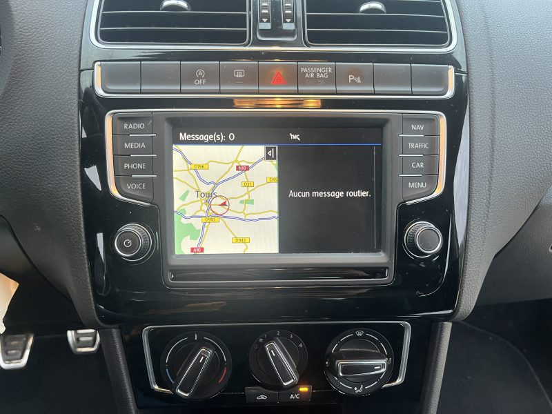 VOLKSWAGEN POLO 2017