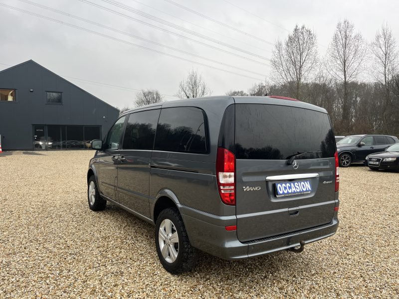 Mercedes-Benz VIANO 2013